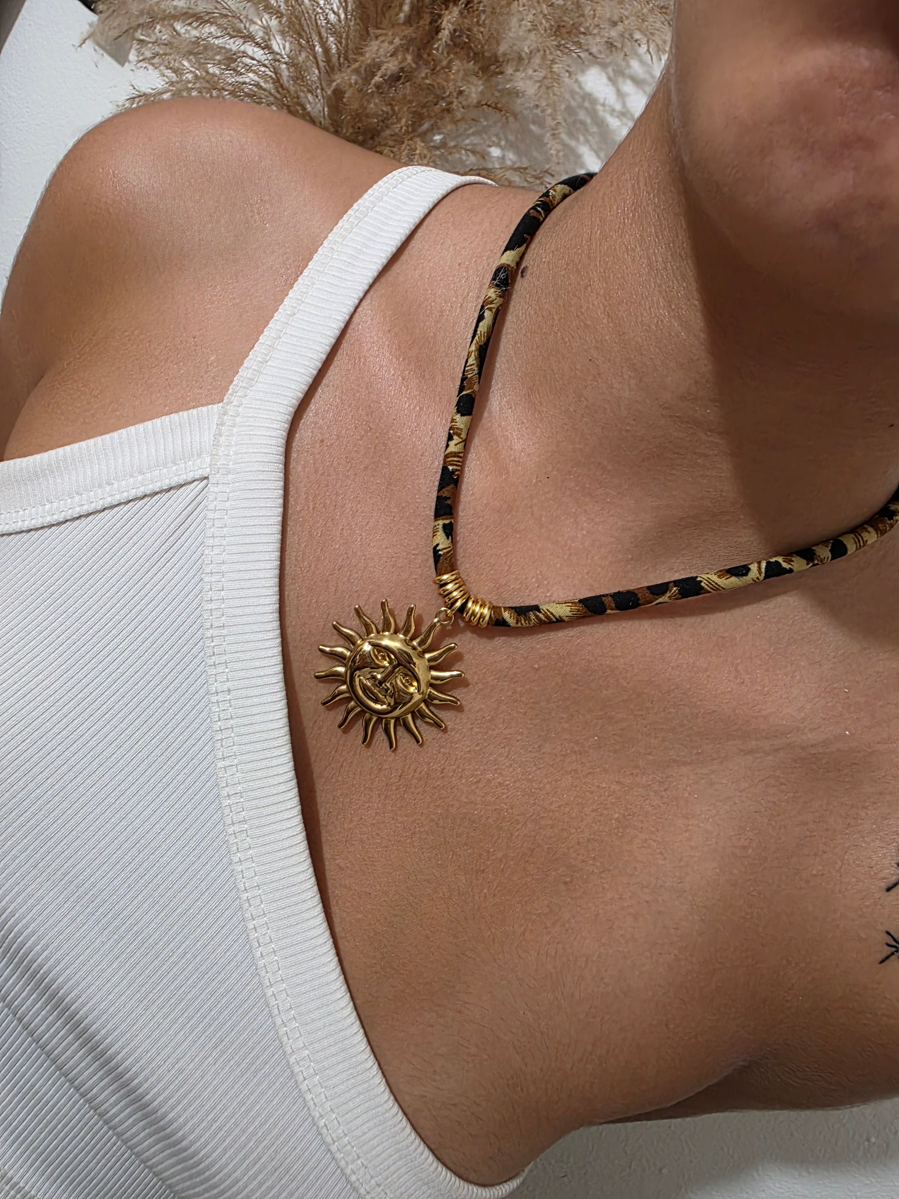 Sol de Tierra Necklace
